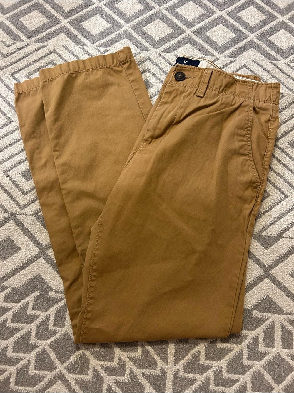 American Eagle Outfitters Men’s Chino Pants in Camel Brown